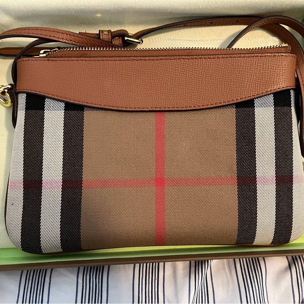 Burberry Tan and Brown Women's Bag - Picture 3 of 6